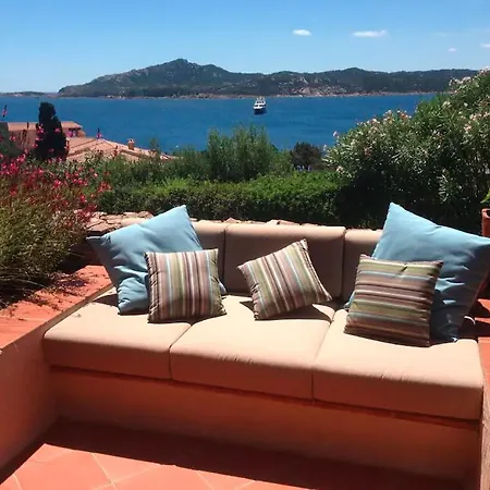 Con Grande Terrazza Vista Mare A Daire